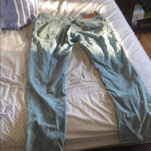 Levi’s light blue jeans